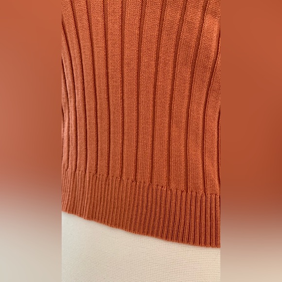 Ribbed Knit Ultra Stretch Cropped Cami Tank - Orange - Picture 10 of 11
